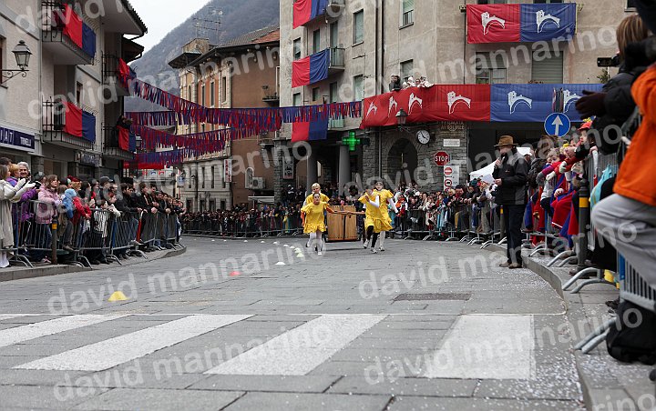 Gara delle Bighe 2011-7754.jpg